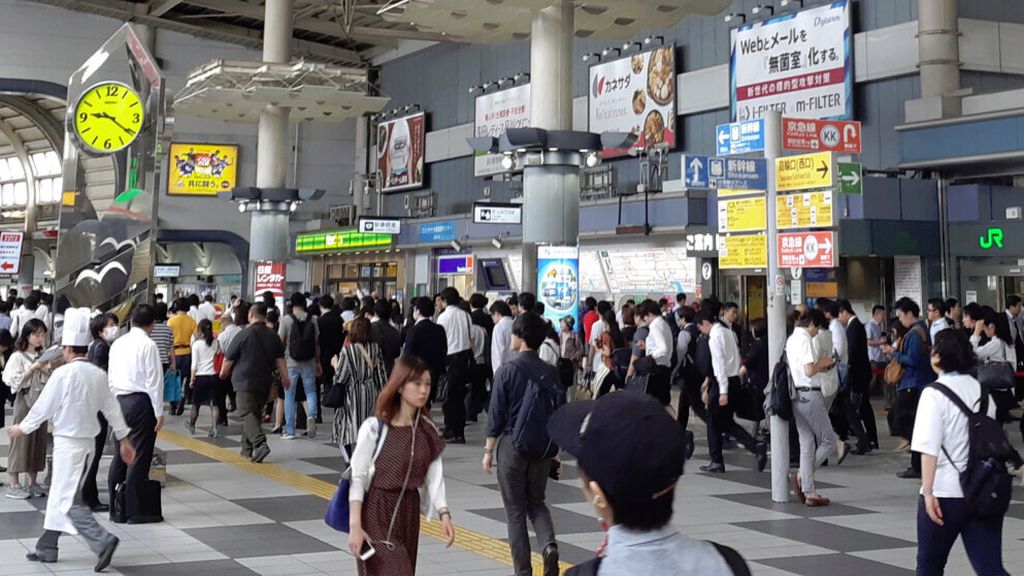 Perusahaan sekuritas Jepang naikkan gaji dan tunjangan