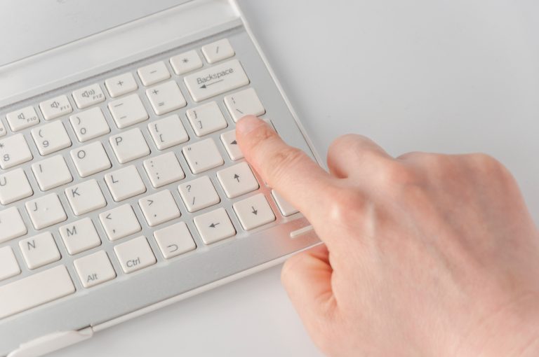 fungsi tombol khusus keyboard