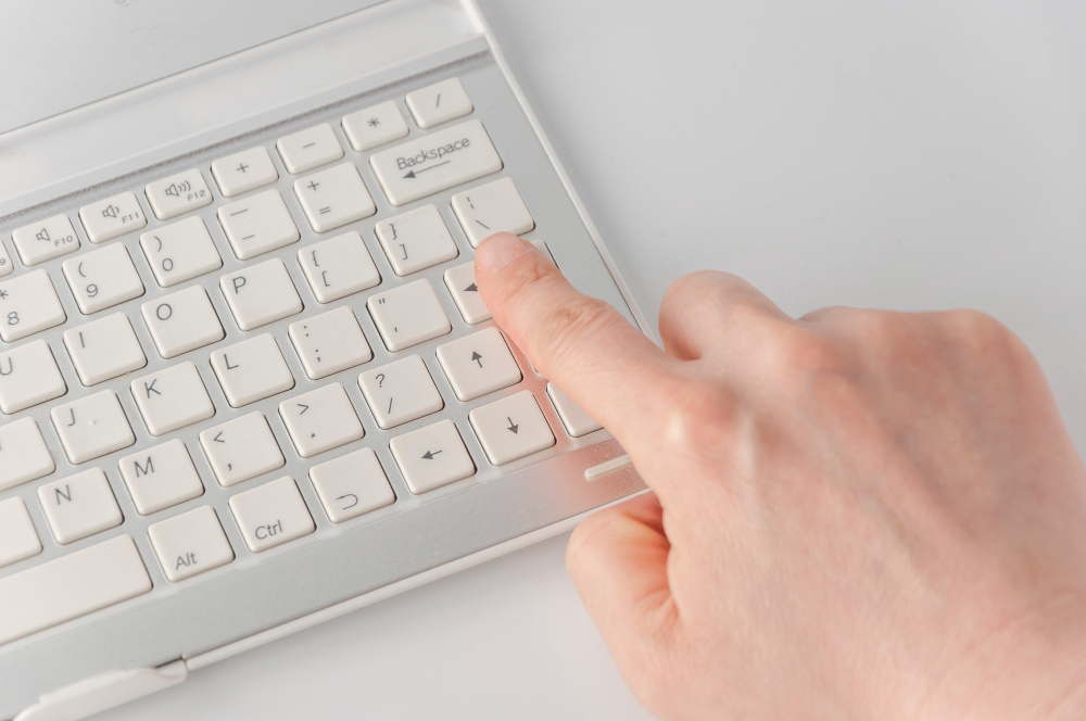 fungsi tombol khusus keyboard