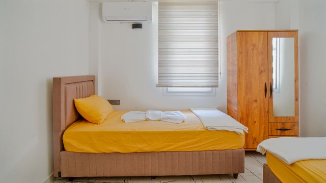 letak lemari di kamar