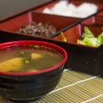 Sup Miso Hangat yang Gurih serta Sesuai buat Sahabat Bersantai