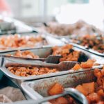 Bisnis Rumah Makan Prasmanan: Peluang Usaha Kuliner yang Menarik