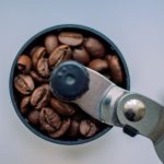 Tips Menggiling Kopi agar Aroma dan Rasanya Makin Nikmat