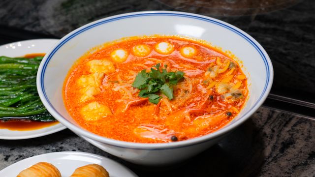 Membuat laksa